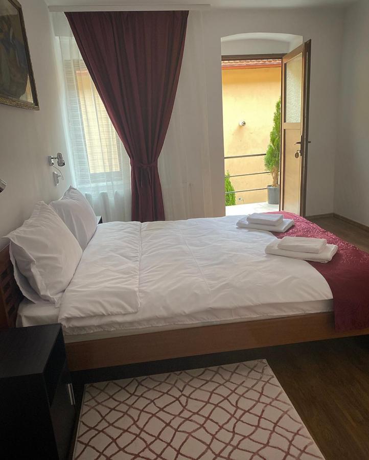 Ullysses Guest House Brasov Luaran gambar